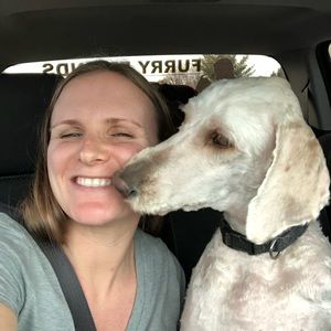 Meet your Posher, Whitney